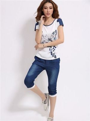 運(yùn)動(dòng)衫 休閑套 服裝批發(fā)2014新款韓版時(shí)尚休閑套裝大碼運(yùn)動(dòng)牛仔套裝圖片|運(yùn)動(dòng)衫 休閑套 服裝批發(fā)2014新款韓版時(shí)尚休閑套裝大碼運(yùn)動(dòng)牛仔套裝產(chǎn)品圖片由深圳市龍崗區(qū)紫藤服裝經(jīng)營(yíng)部公司生產(chǎn)提供-